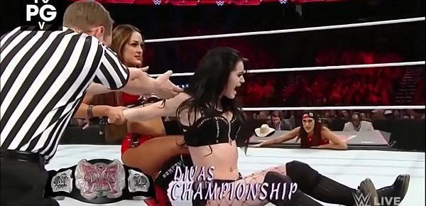  Nikki Bella vs Paige. Raw 3 2 15.